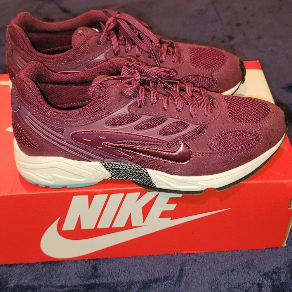Nike Air Ghost Racer - Picture 2 of 3